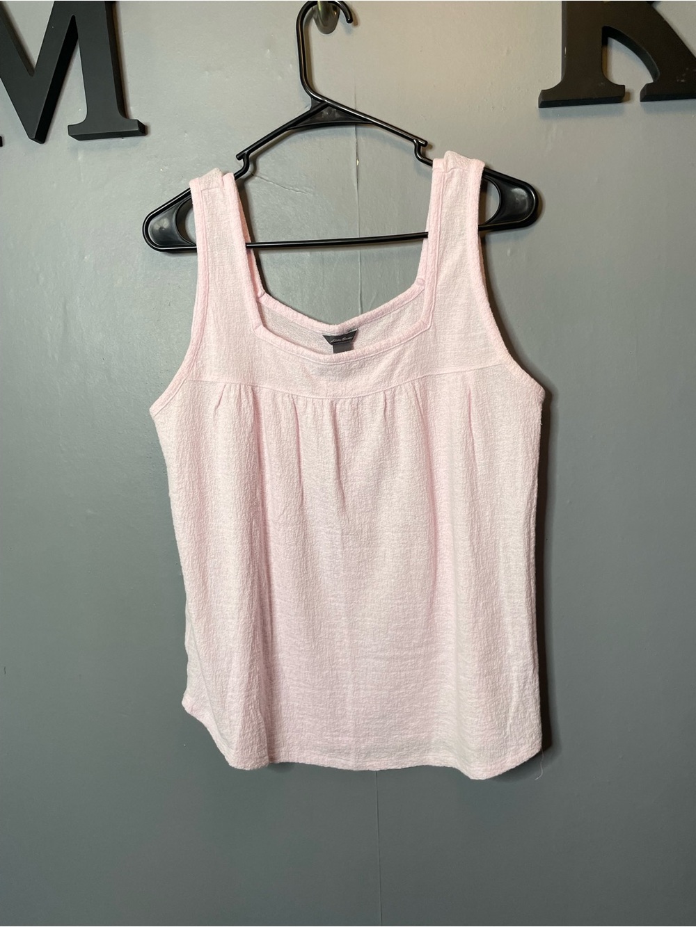 Eddie Bauer Light Pink Gauze textured tank top women's size medium